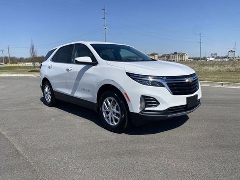 Used 2024 Chevrolet Equinox LT image 7