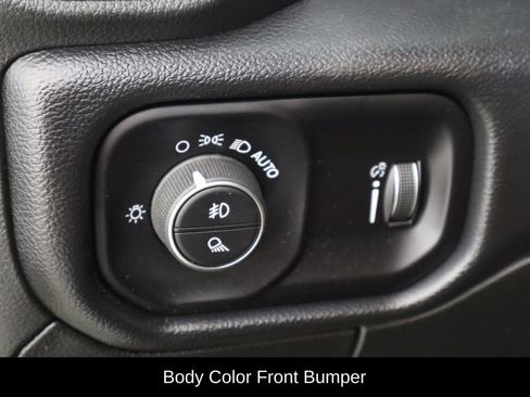 Used 2022 RAM 1500 Big Horn AWD/4WD image 22