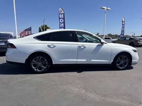 Certified 2023 Honda Accord EX image 6