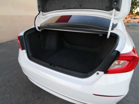 Used 2018 Honda Accord Sport image 60