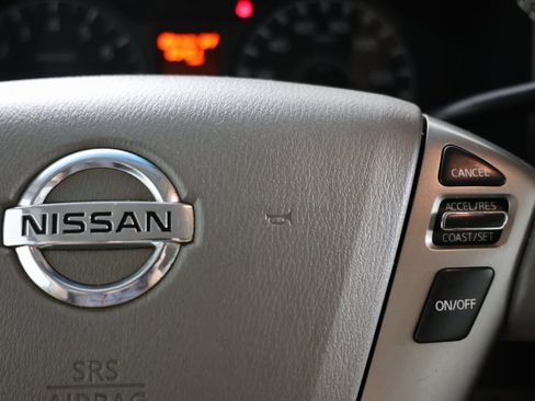Used 2021 Nissan NV 3500 SL image 30