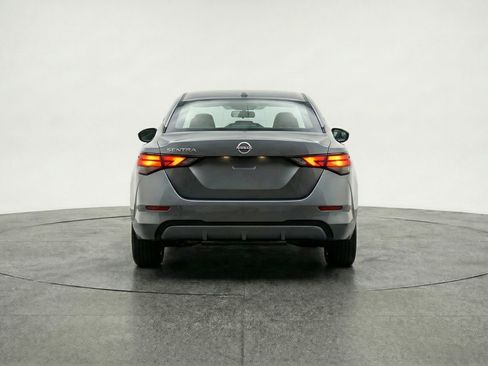 Used 2025 Nissan Sentra S FWD image 7