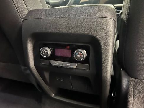 New 2026 Chevrolet Traverse LT AWD/4WD image 23