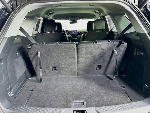 Used 2024 Ford Explorer Limited image 28