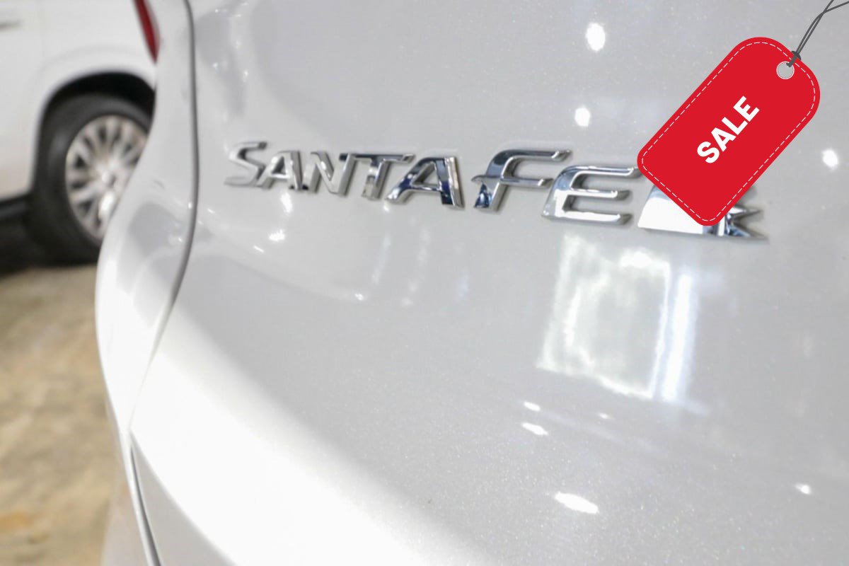 Used 2022 Hyundai Santa Fe Limited AWD/4WD image 37