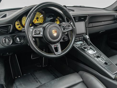 Used 2018 Porsche 911 Targa 4 GTS AWD/4WD image 13
