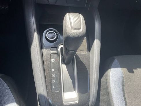 Used 2025 Nissan Versa SV FWD image 16