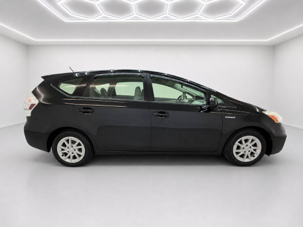 Used 2012 Toyota Prius V Three FWD image 2