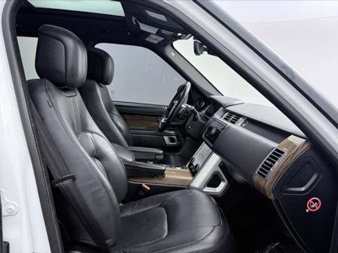 Used 2018 Land Rover Range Rover HSE AWD/4WD image 22