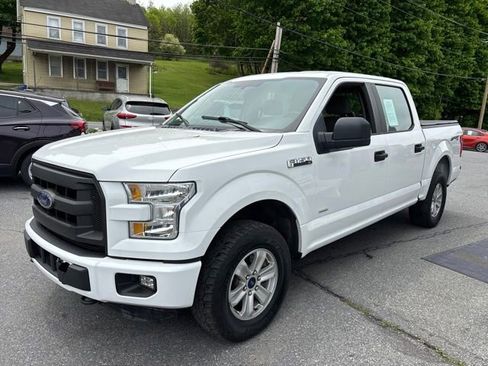 Used 2015 Ford F150 XL w/ Equipment Group 101A Mid AWD/4WD image 3