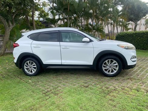 Used 2016 Hyundai Tucson SE w/ Option Group 12 image 8
