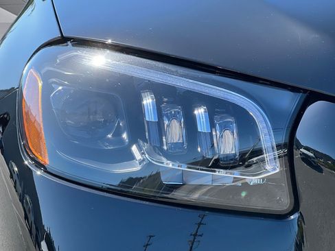 Certified 2024 Mercedes-Benz GLS 450 4MATIC image 11