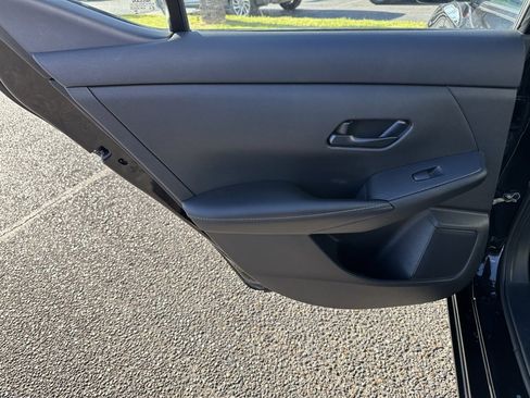 Used 2024 Nissan Sentra SV image 15