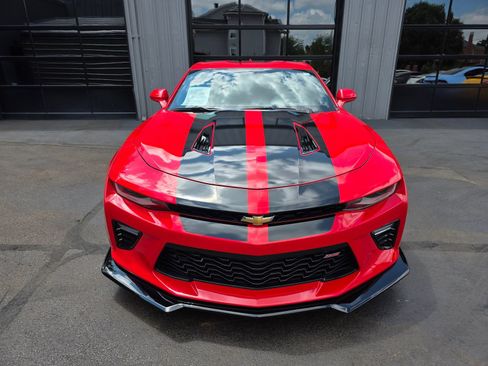 Used 2016 Chevrolet Camaro SS RWD image 47