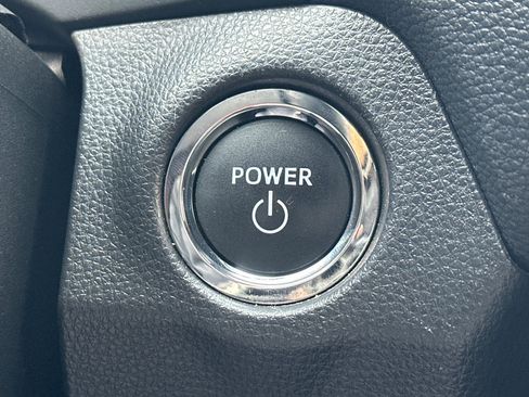 Used 2024 Toyota RAV4 SE image 35