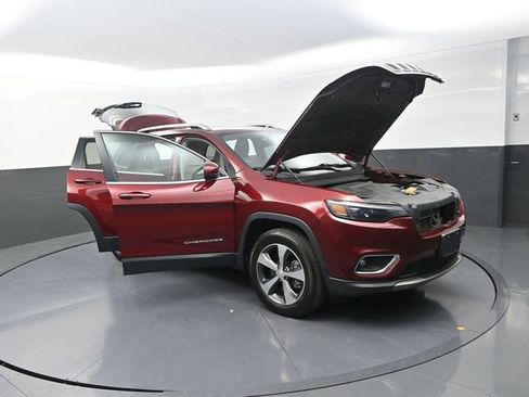 Used 2020 Jeep Cherokee Limited AWD/4WD image 31