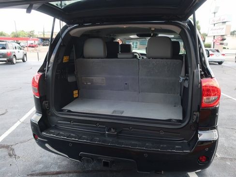Used 2012 Toyota Sequoia Platinum AWD/4WD image 32