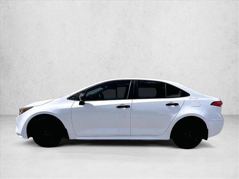 Used 2024 Toyota Corolla LE FWD image 6