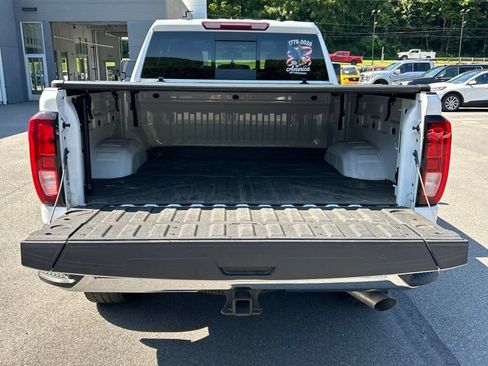 Used 2025 GMC Sierra 2500 SLE w/ Preferred Package AWD/4WD image 15