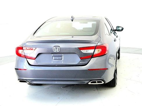 Used 2019 Honda Accord Sport image 5