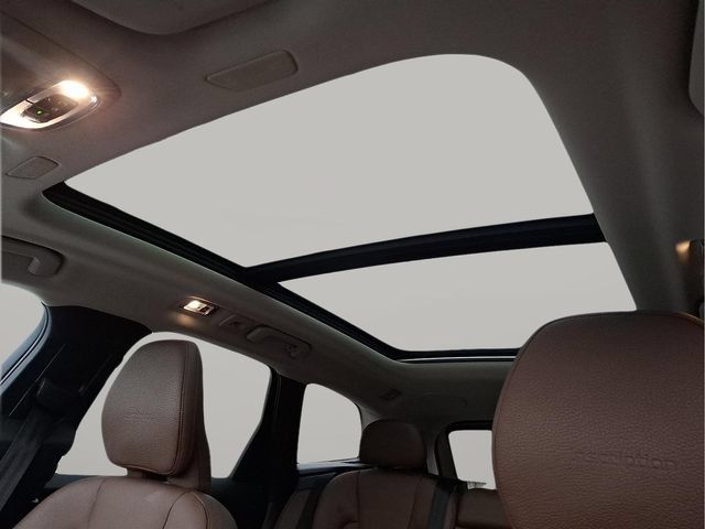 Used 2019 Volvo XC60 T5 Inscription w/ Protection Package Premier AWD/4WD image 12
