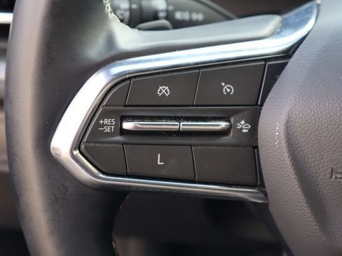 Used 2024 Chevrolet Traverse LT w/ Midnight/Sport Edition FWD image 12