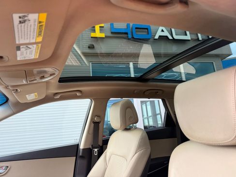 Used 2018 Hyundai Santa Fe Limited image 18