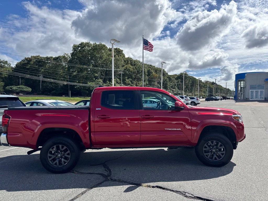 Used 2023 Toyota Tacoma SR5 AWD/4WD image 33