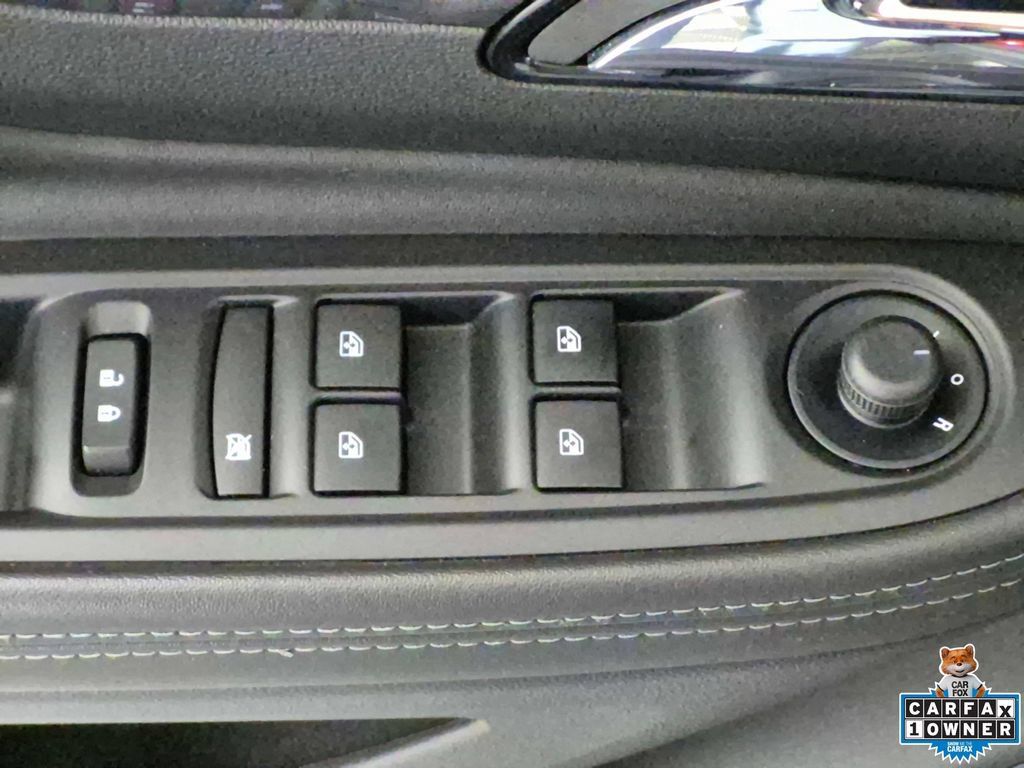 Used 2022 Buick Encore Preferred w/ Safety Package AWD/4WD image 17