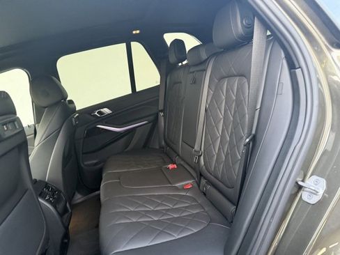 Certified 2023 BMW X5 xDrive40i w/ Premium Package image 11