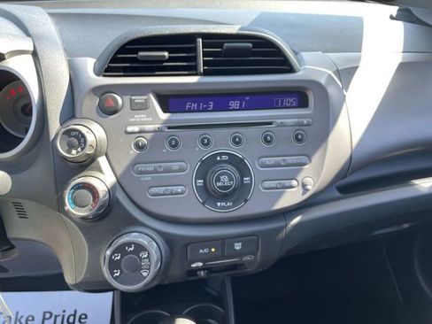 Used 2010 Honda Fit Sport image 20