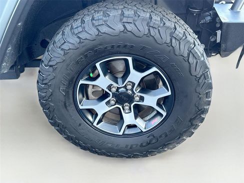 Used 2021 Jeep Wrangler Rubicon w/ Cold Weather Group image 37