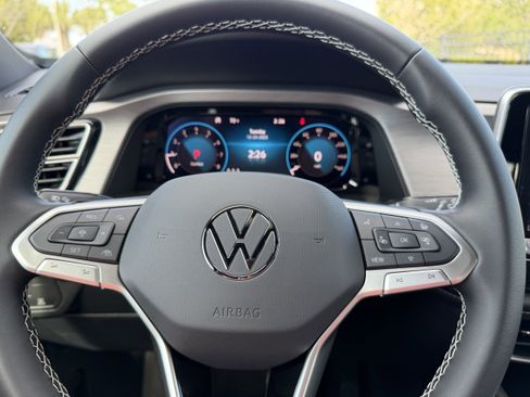 New 2026 Volkswagen Atlas Cross Sport SE image 26