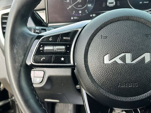 Used 2024 Kia Seltos S image 12