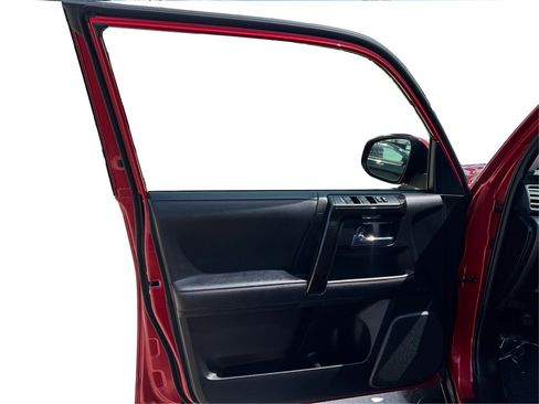 Used 2024 Toyota 4Runner TRD Off-Road image 20