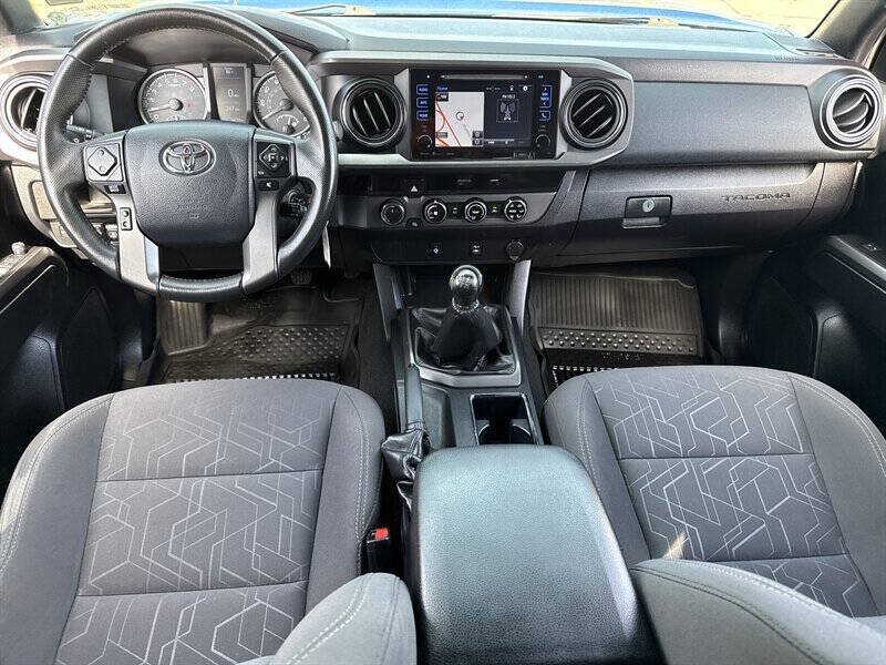 Used 2017 Toyota Tacoma TRD Off-Road w/ Tow Package AWD/4WD image 24