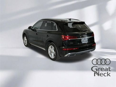 Used 2023 Audi Q5 e Premium w/ Convenience Package AWD/4WD image 8