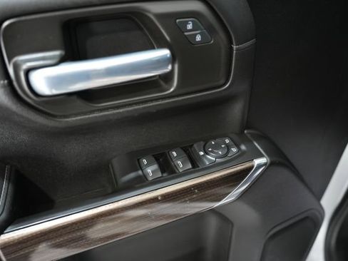 Used 2021 Chevrolet Silverado 1500 LT w/ Z71 Off-Road Package image 11