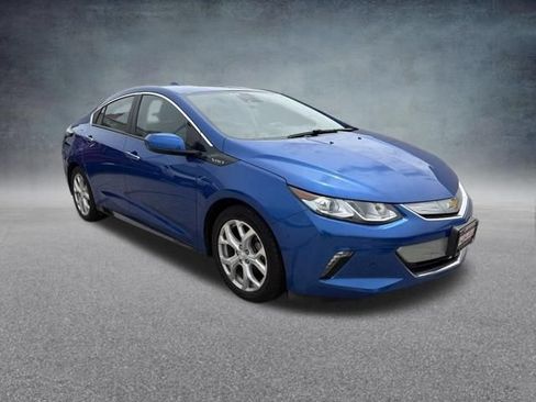 Used 2018 Chevrolet Volt Premier w/ Driver Confidence Package FWD image 5