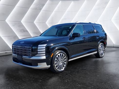 Used 2026 Hyundai Palisade Calligraphy AWD/4WD image 3