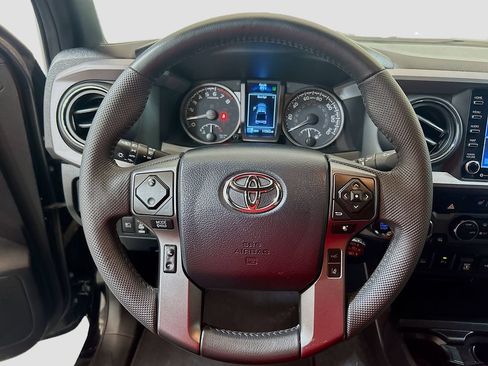 Used 2023 Toyota Tacoma TRD Pro AWD/4WD image 9