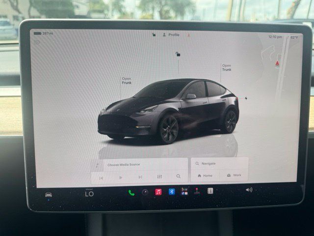 Used 2025 Tesla Model Y Long Range RWD image 18