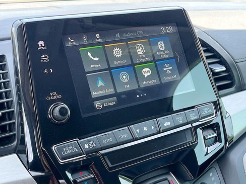 Used 2024 Honda Odyssey EX image 14