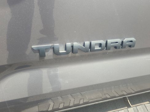 Used 2024 Toyota Tundra Limited AWD/4WD image 29