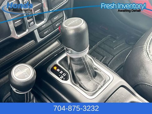Used 2020 Jeep Gladiator Overland AWD/4WD image 18