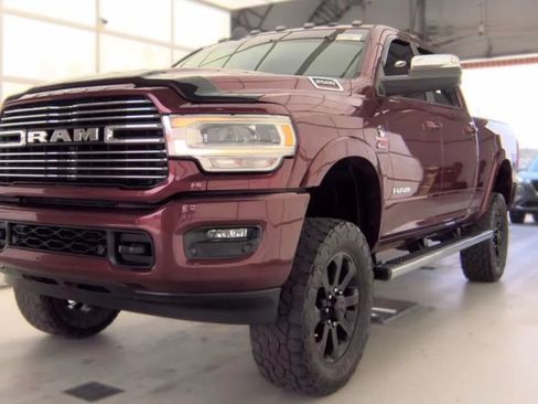 Used 2019 RAM 2500 Laramie AWD/4WD image 1