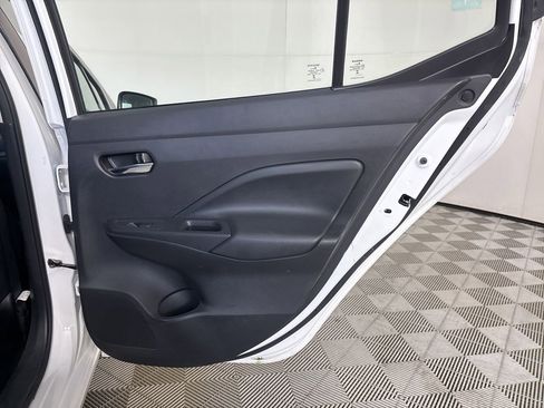 Used 2025 Nissan Versa SV FWD image 24