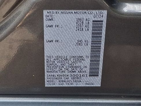 Used 2025 Nissan Altima 2.5 SV FWD image 27