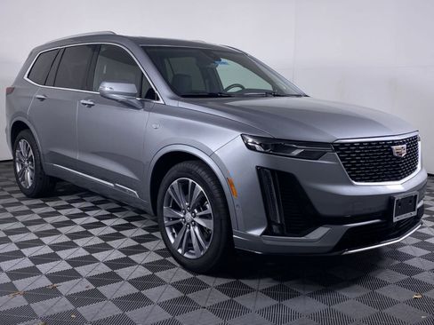 New 2025 Cadillac XT6 Premium Luxury w/ Technology Package FWD image 22