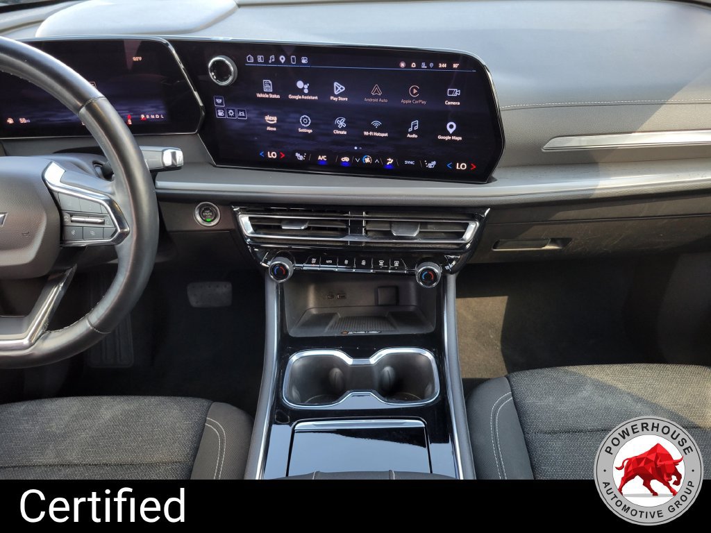 Used 2024 Chevrolet Traverse LT FWD image 22